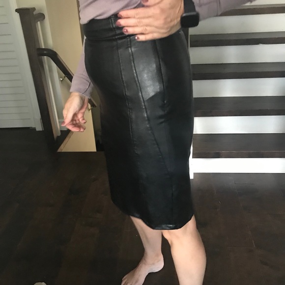 Max & Co Vegan leather skirt - Picture 2 of 2